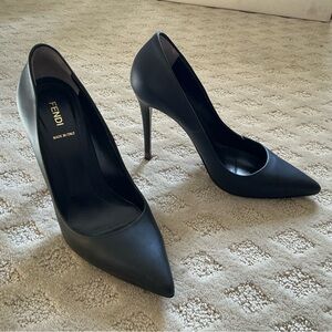 Fendi Anne Black Kid Pump, 100mm, size 40, defects